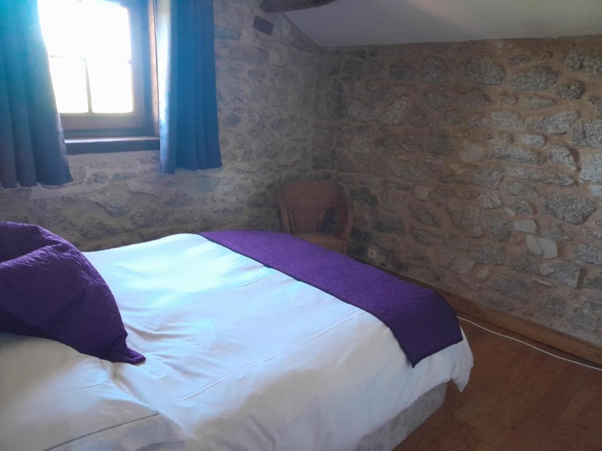 Character 2 Bed Cottage Within Walking Distance Of Bar/Restaurants Piégut-Pluviers エクステリア 写真